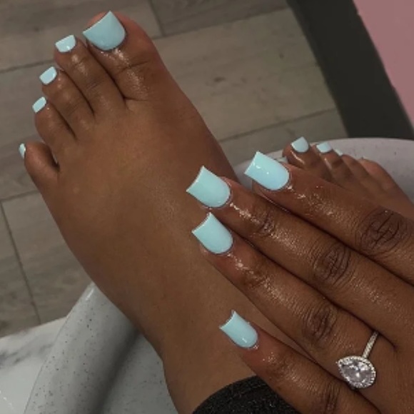 Light Blue Nails & Toes Set - Picture 1 of 2